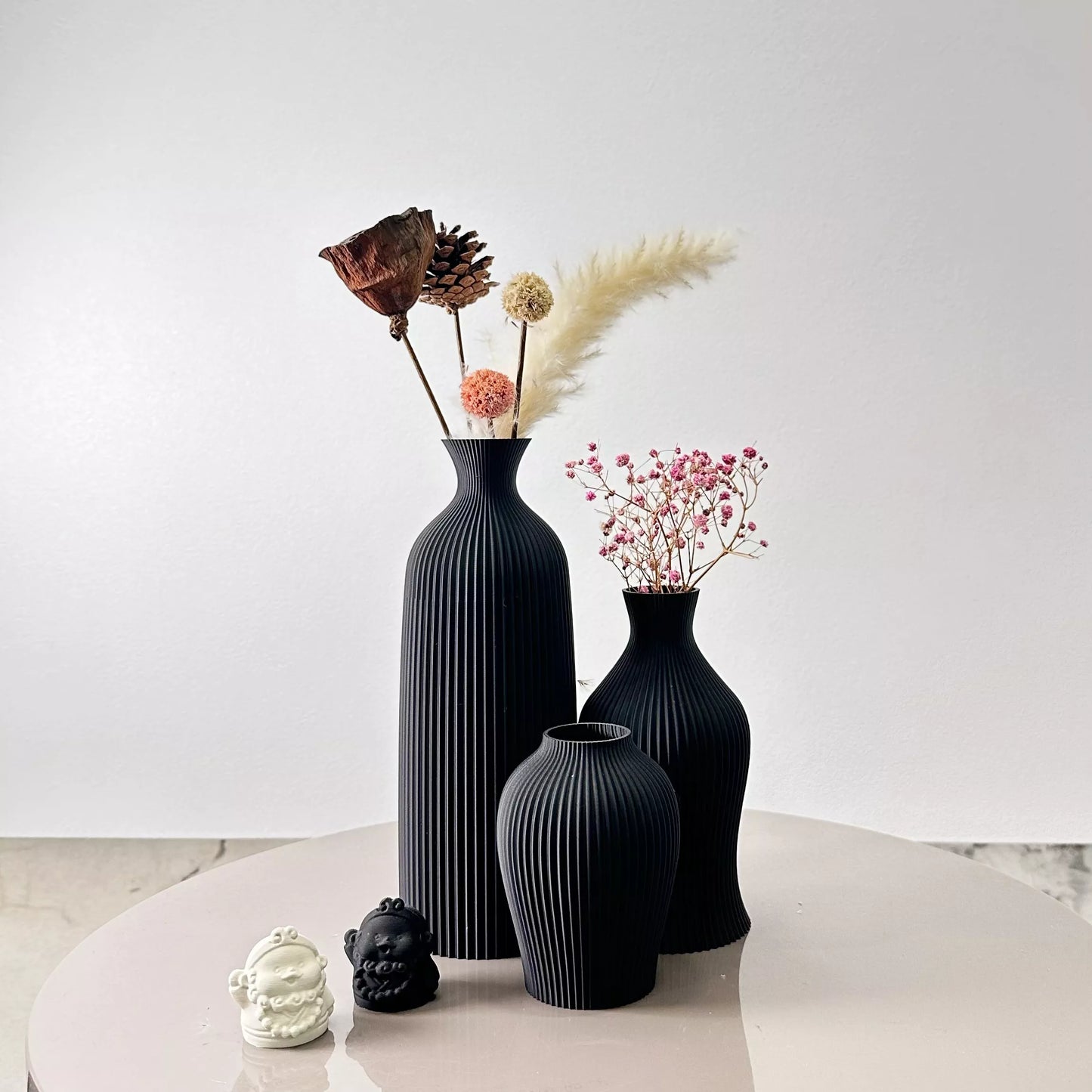 Elegant 3-Piece Set of Decorative Vases for Home and Office Decoration