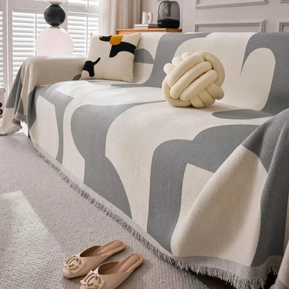 Boho Chenille Jacquard Sofa Throw with Tassels – Reversible Cozy Blanket