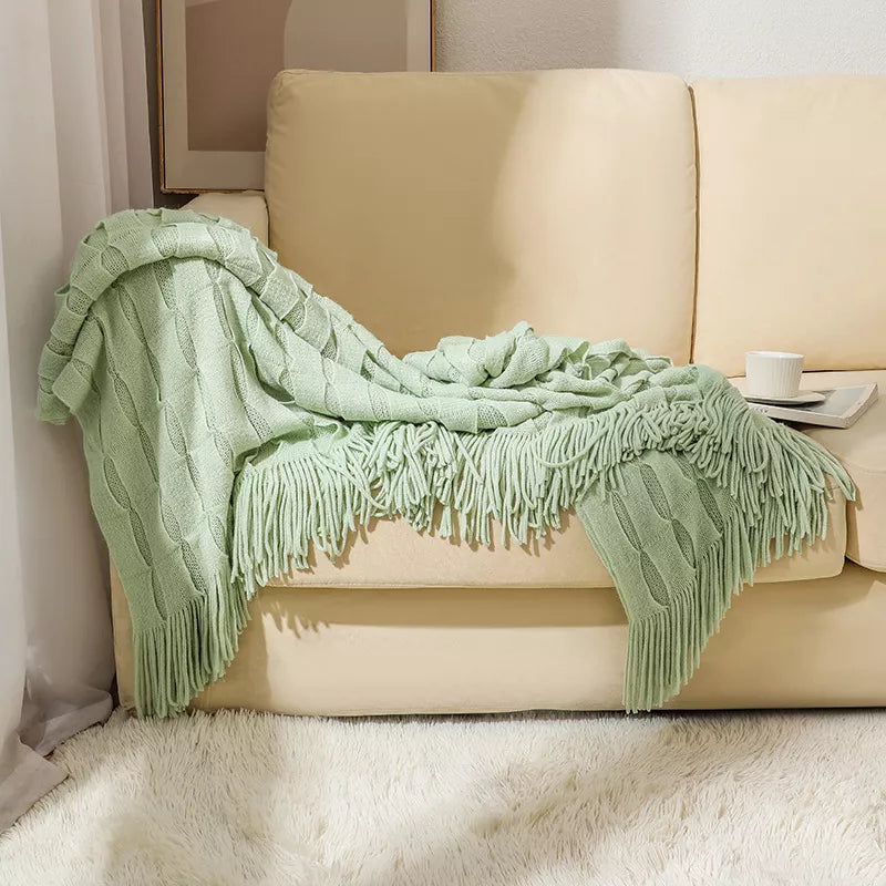 Ultra-Soft Jacquard Knit Tassel Throw Blanket