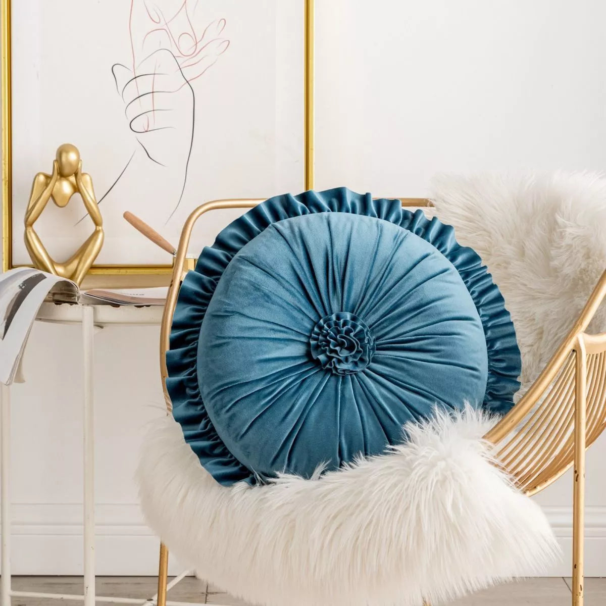 Lotus Leaf Lace Round Pillow