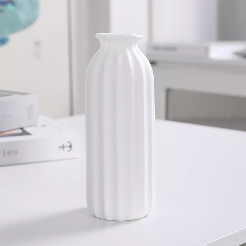 White Ceramic Stripe Textured Flower Vase