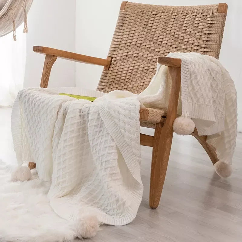 Cozy Cream White Diamond Knit Throw Blanket with PomPom Tassels - DSARD