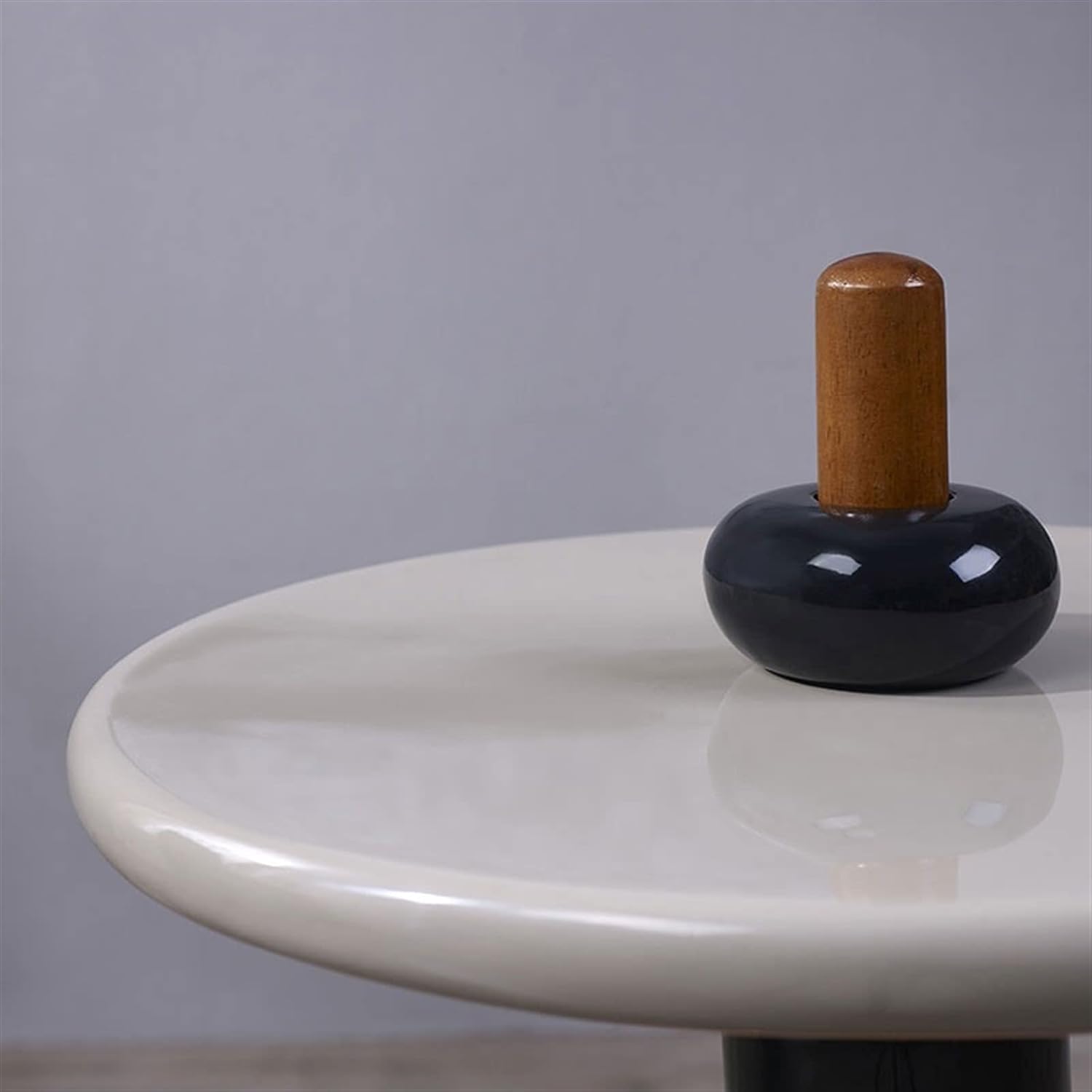 Nordic Creative Side Table – Modern Minimalist Accent