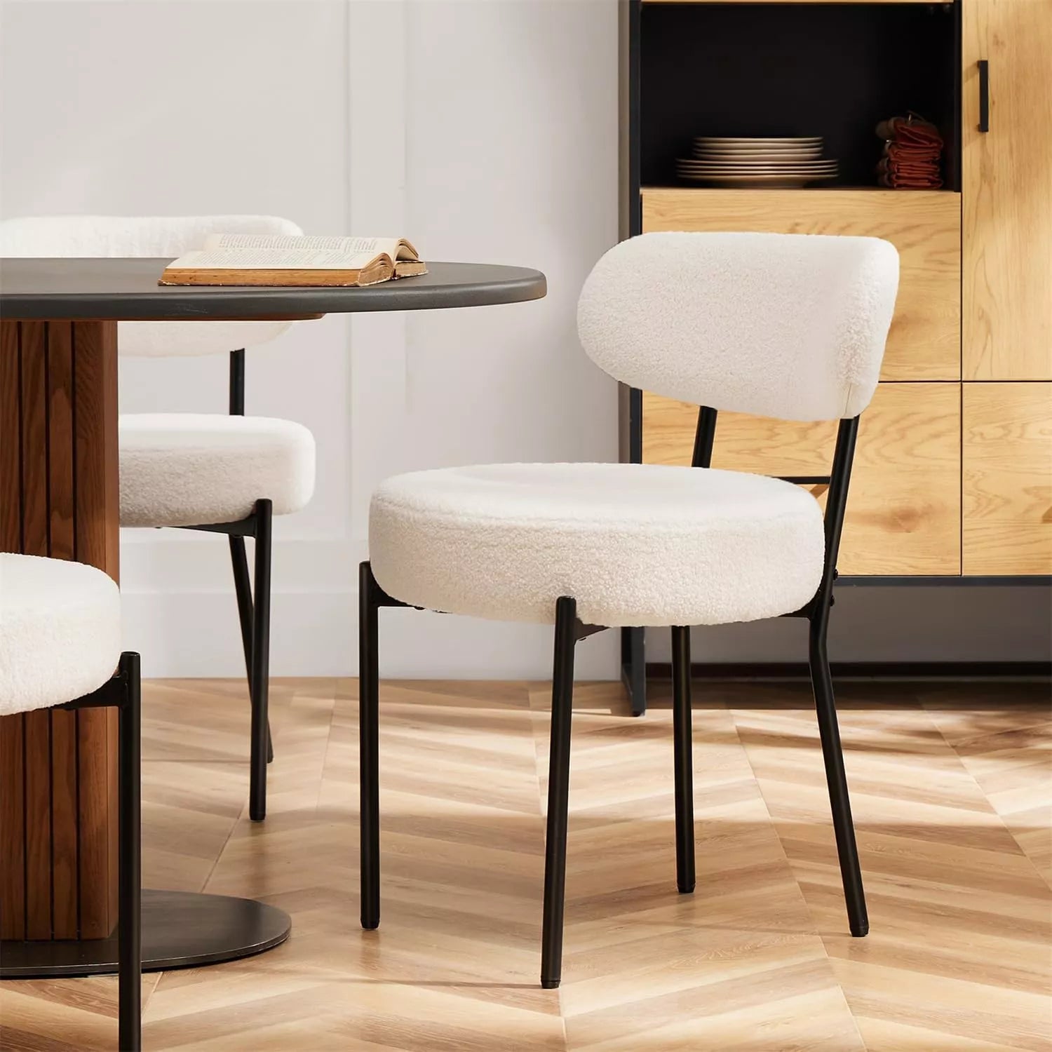 Mid-Century Modern White Upholstered Dining Chairs, Set of 2 - DSARD