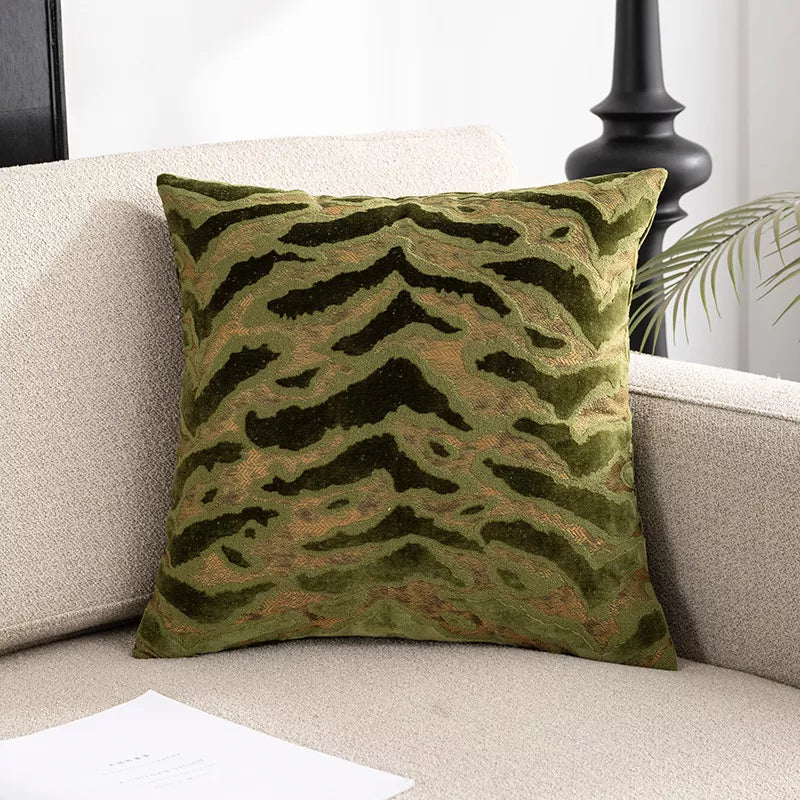 Luxury Tiger Velvet Throw Pillow Cover