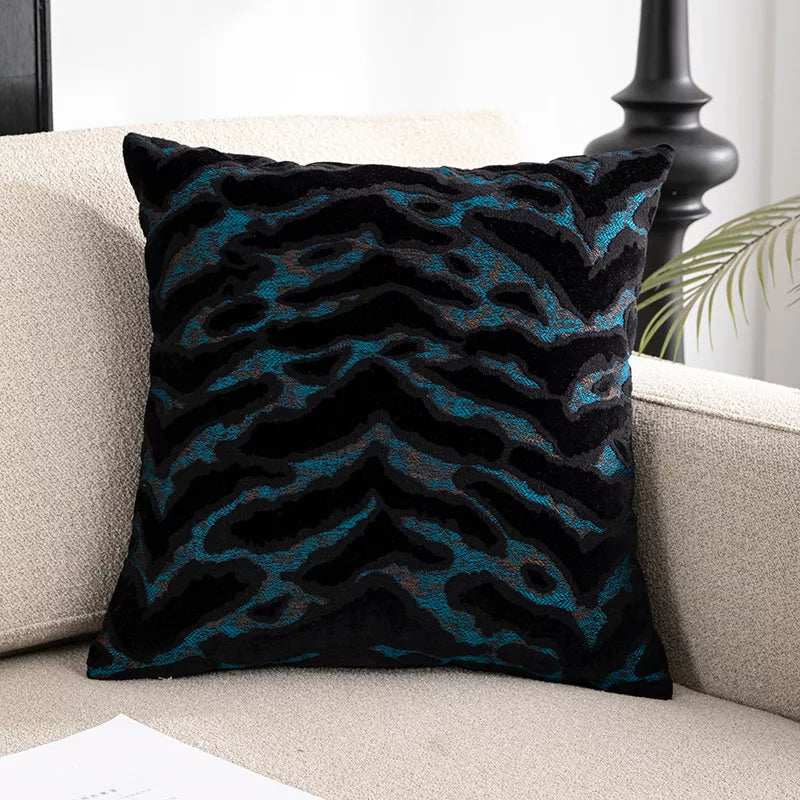Luxury Tiger Velvet Throw Pillow Cover
