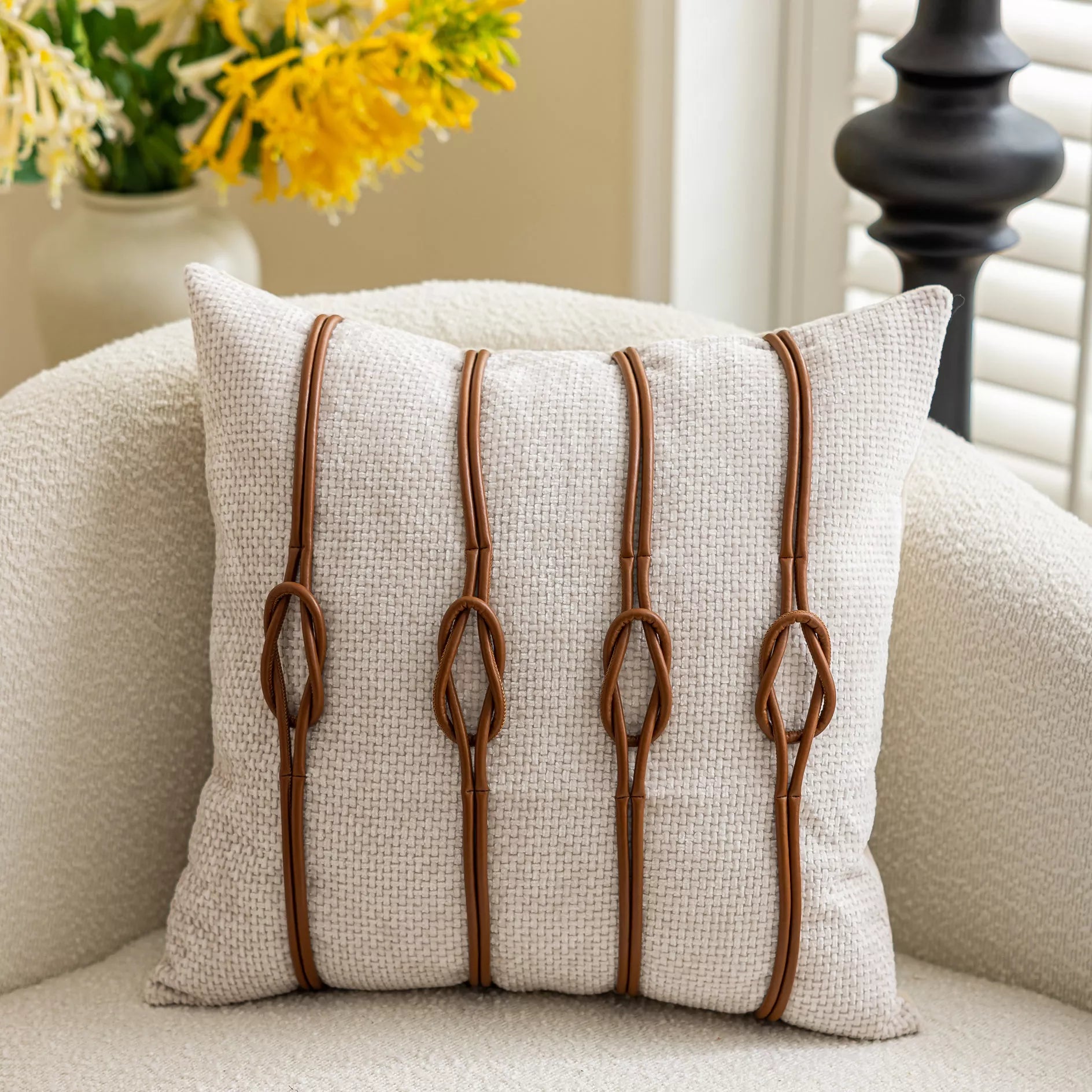 Retro Nordic 18x18in Throw Pillow Cover – Minimalist Decorative Cushion Case