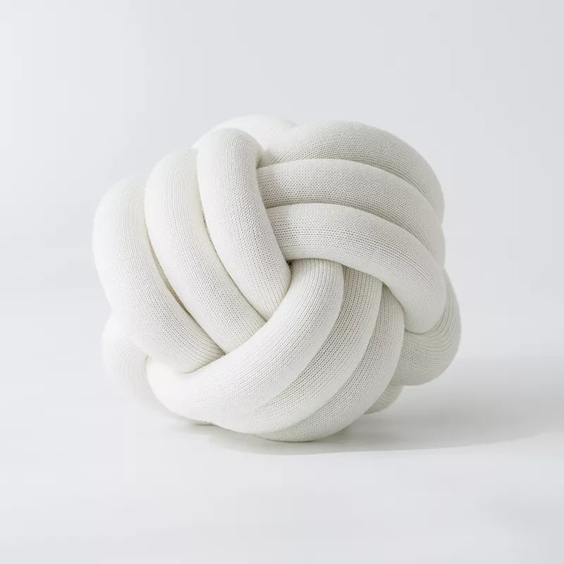 DIY Knot Pillow Ball – Oversized Soft Cushion for Home & Pets