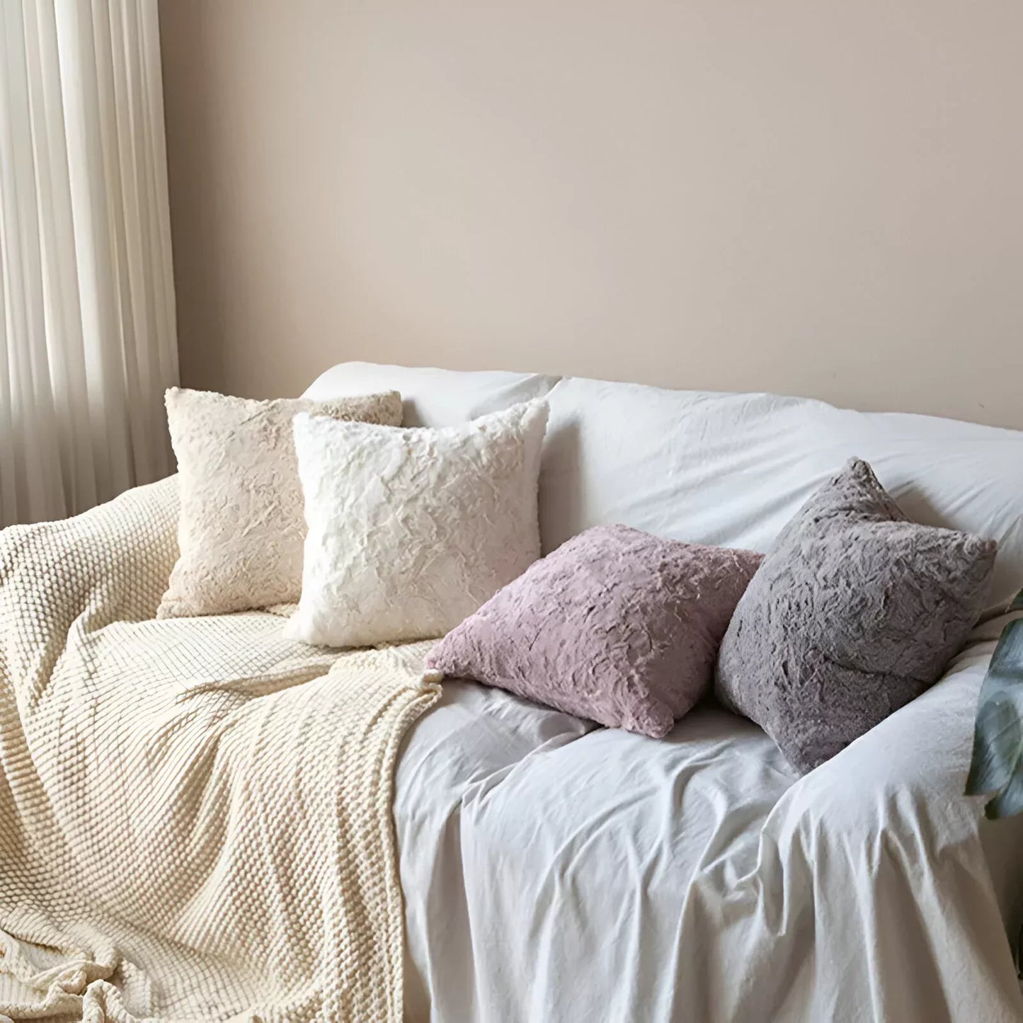 Rabbit Fur Warmth Winter Throw Pillowcase (45×45 cm)