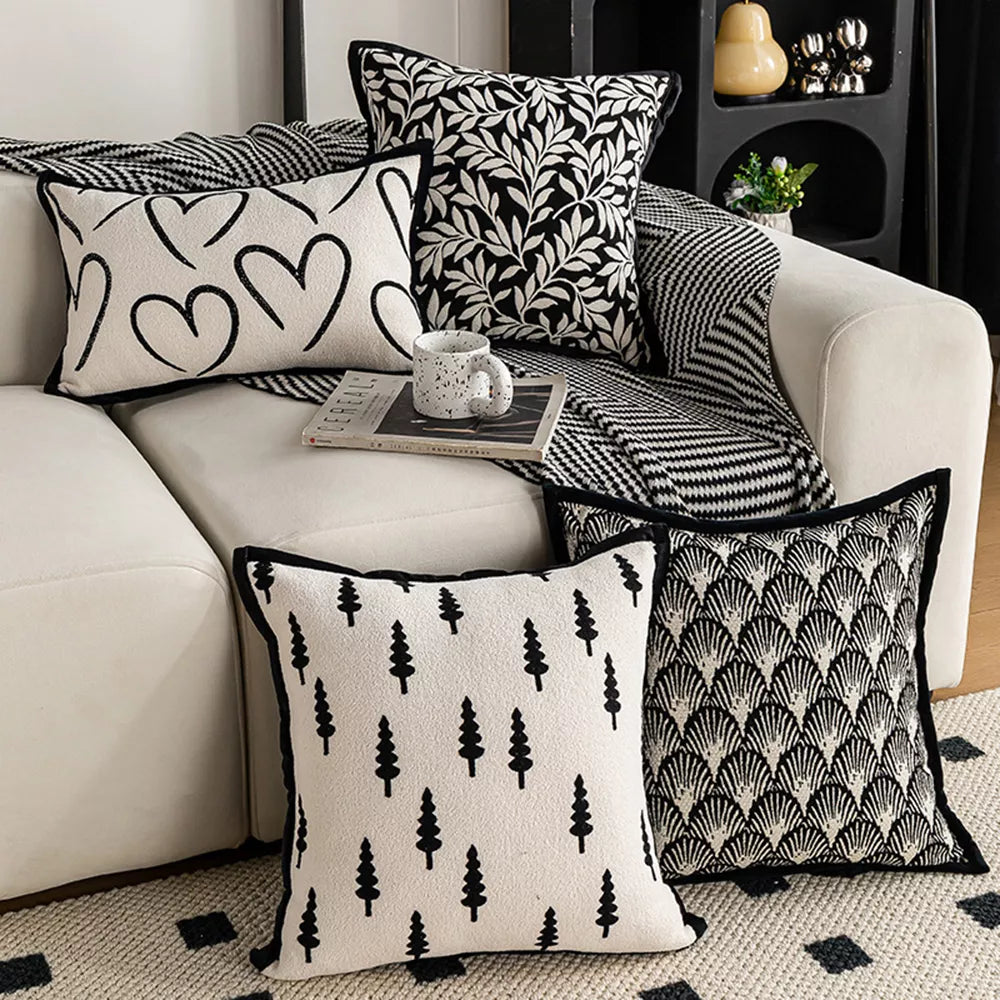 Chic Black & White Throw Pillowcase – Stylish Home Decor