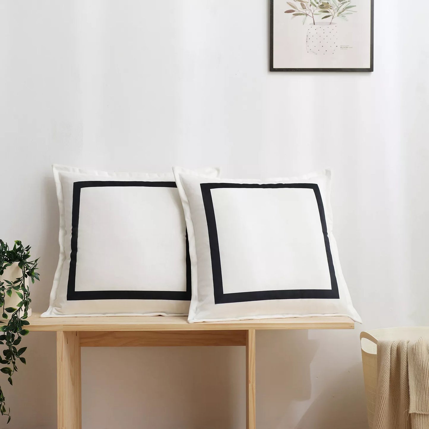 White Velvet Cushion Cover with Minimalist Pressed Edge – 18×18 Inch Decorative Pillowcase