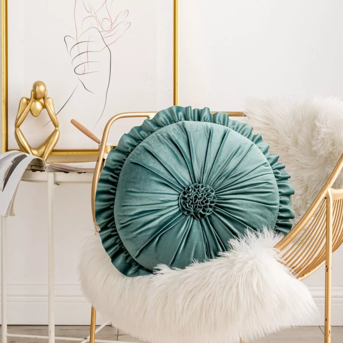 Lotus Leaf Lace Round Pillow