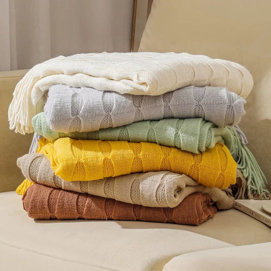 Ultra-Soft Jacquard Knit Tassel Throw Blanket