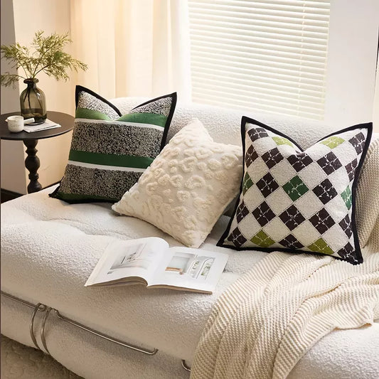 Luxury Plaid Knit Throw Pillow Cover – 18x18in Decorative Cushion Case