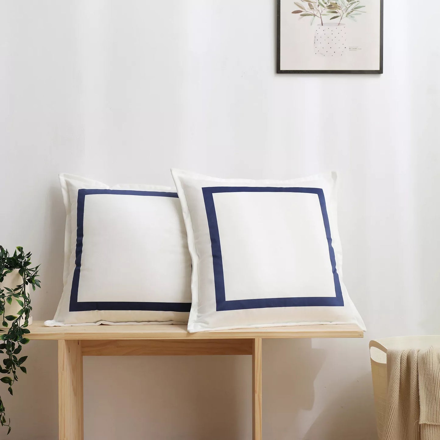 White Velvet Cushion Cover with Minimalist Pressed Edge – 18×18 Inch Decorative Pillowcase