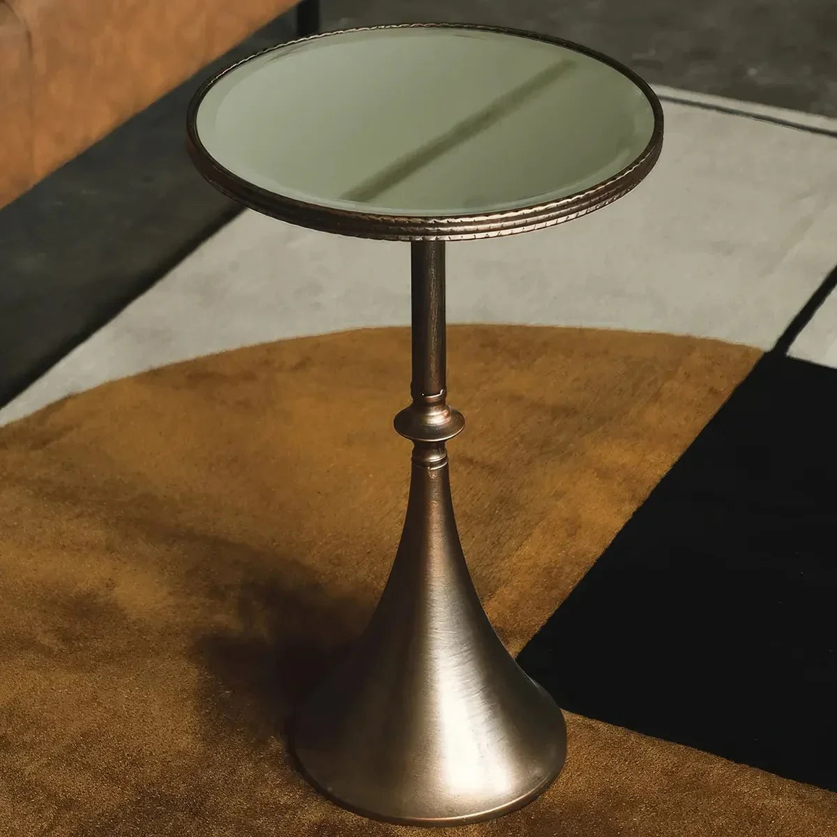 Scandinavian Round Mirror Glass Side Table – Retro Metal Art