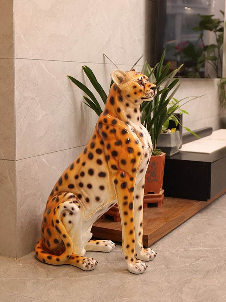 Luxury Leopard Statue Home Decor