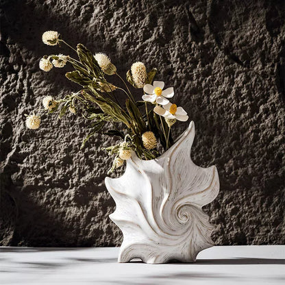 Ceramic Conch Vase – Modern Minimalist Tabletop Home Décor Accent